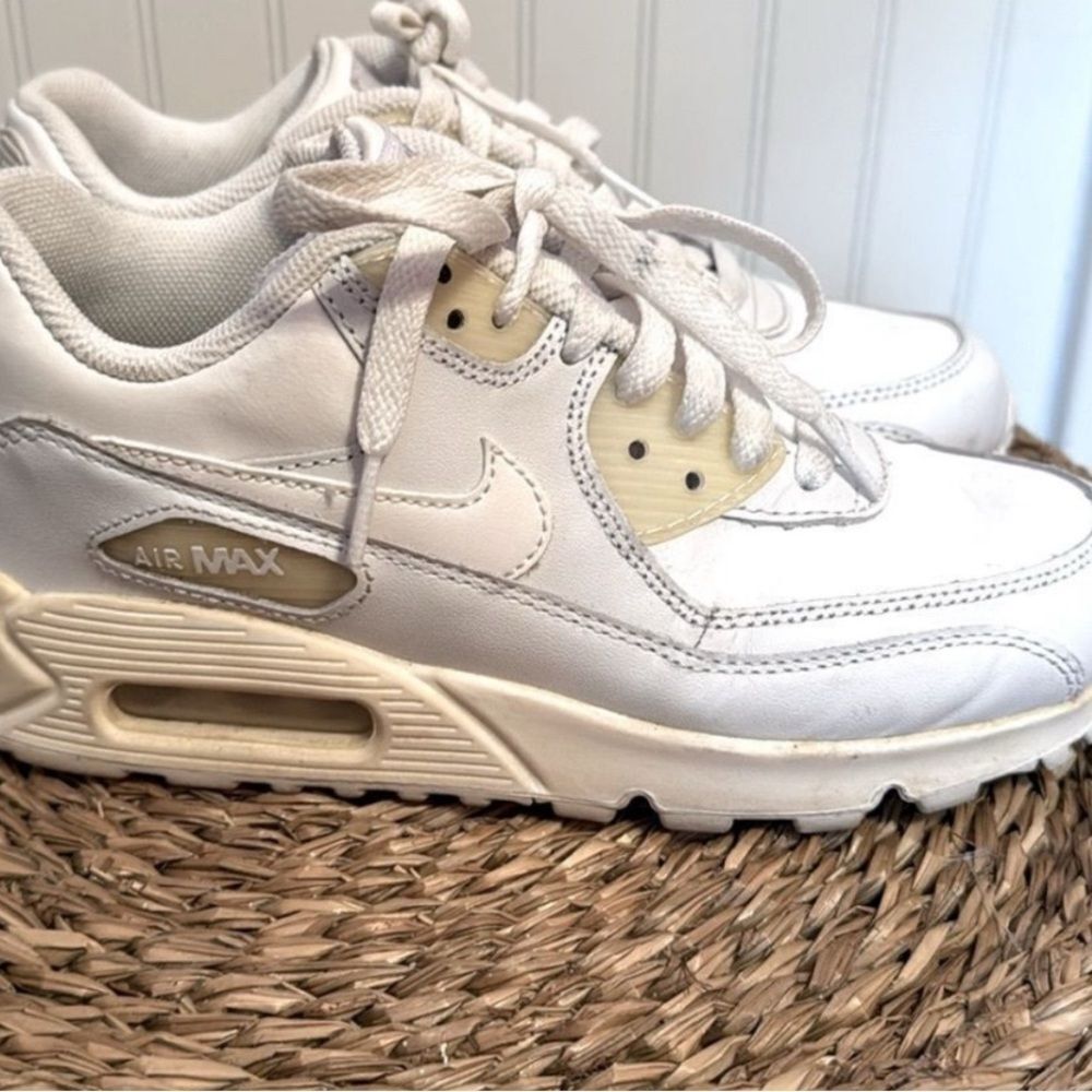 Nike Air Max White Sneakers - 5y - Good Condition